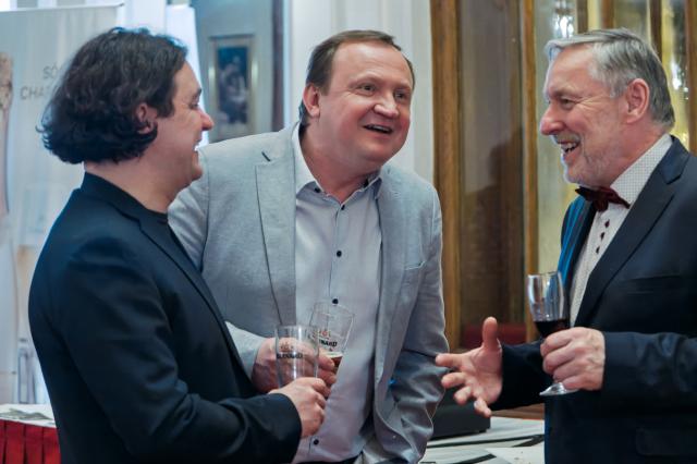 Ladislav Špiner, Milan Němec a ředitel VČD Petr Dohnal. Foto Michal Klíma